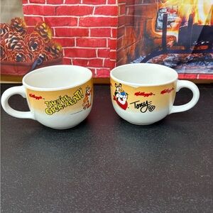2 vintage Tony the Tiger soup/cereal bowls Set - White and Orange